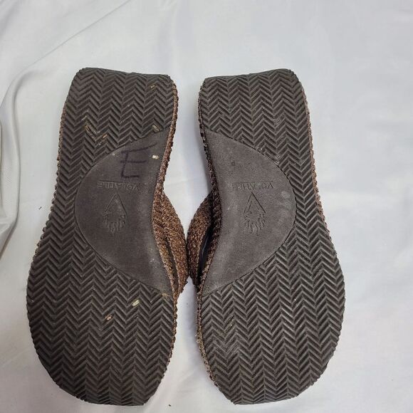 VOLATILE Y2K brown raffia island platform wedge flip flop sandals 9 - Picture 5 of 9